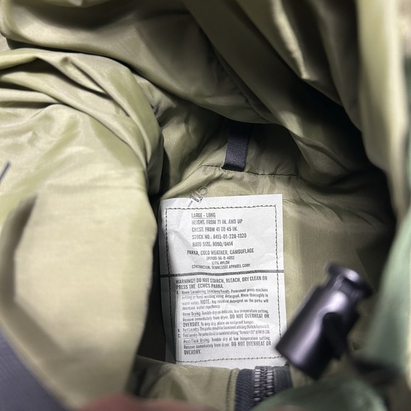 US Military Cold Weather Parka Woodland Camo Men Large Long 8415-01-228-1320 - Picture 6 of 8